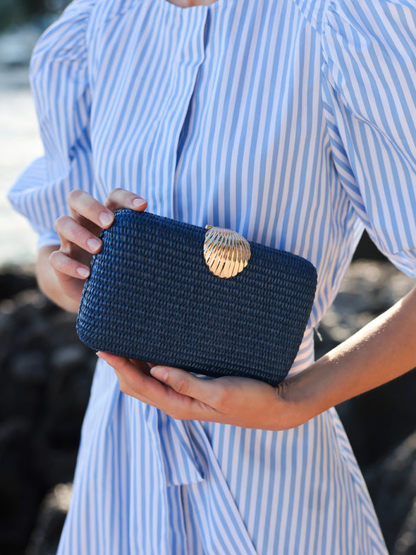 Shiraleah Navy Coquille Minaudière Purse