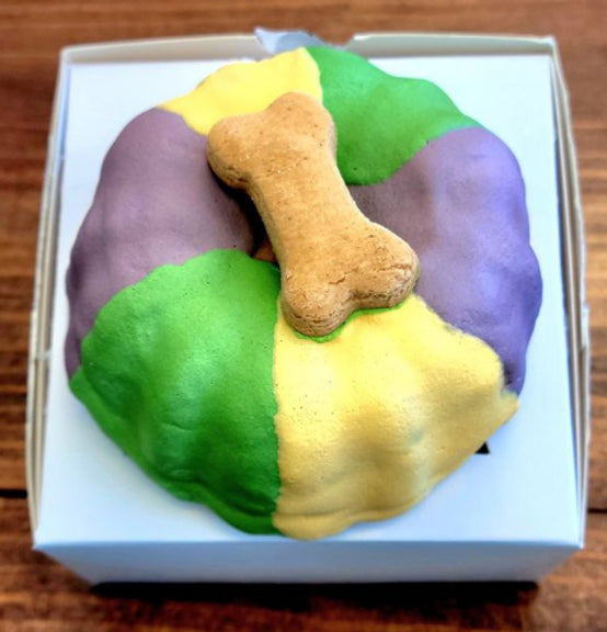 Pawsitively Homemade 4in. Mardi Gras King Cake Dog Cake