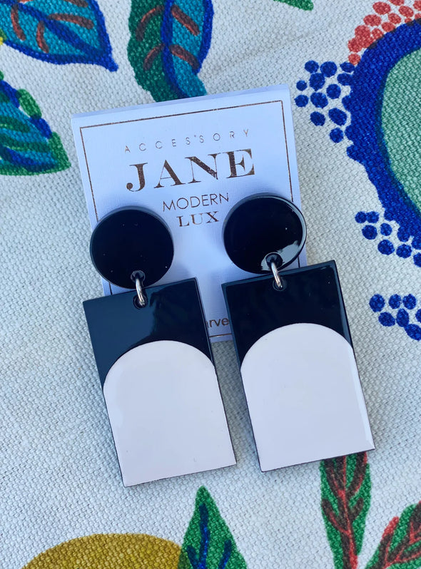 Accessory Jane Black/Cream Arch Color Block Earrings