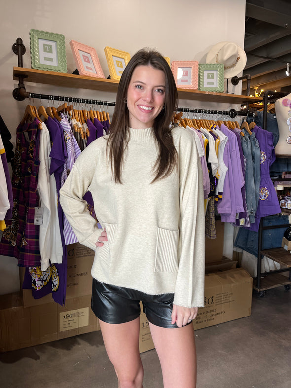 Pinch Oatmeal Soft Yarn Sweater with Front Pockets