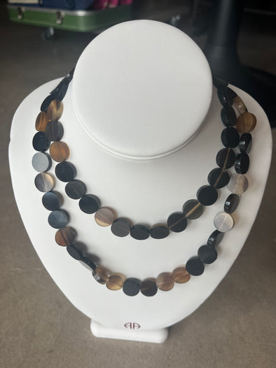Accessory Jane Dark Horn Disc Necklace