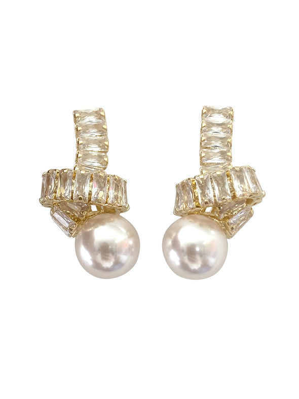 Gemelli Pearl Twist Earring