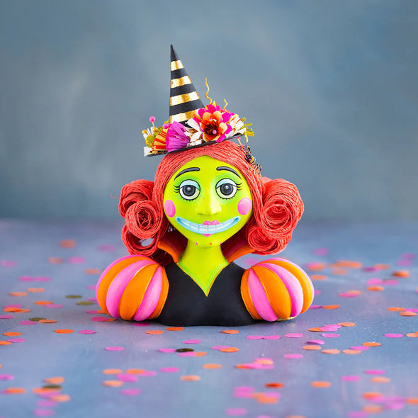 Glitterville Itchy Witchy Bust Tabletop