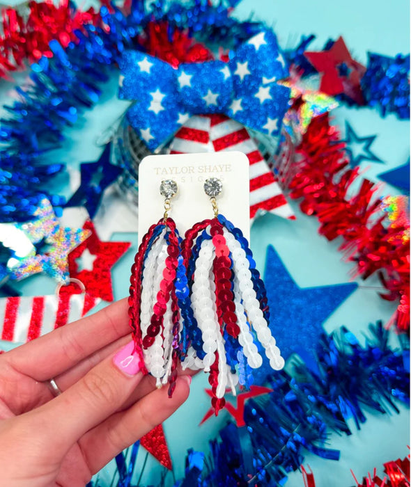 Taylor Shaye Party in the USA Tassels