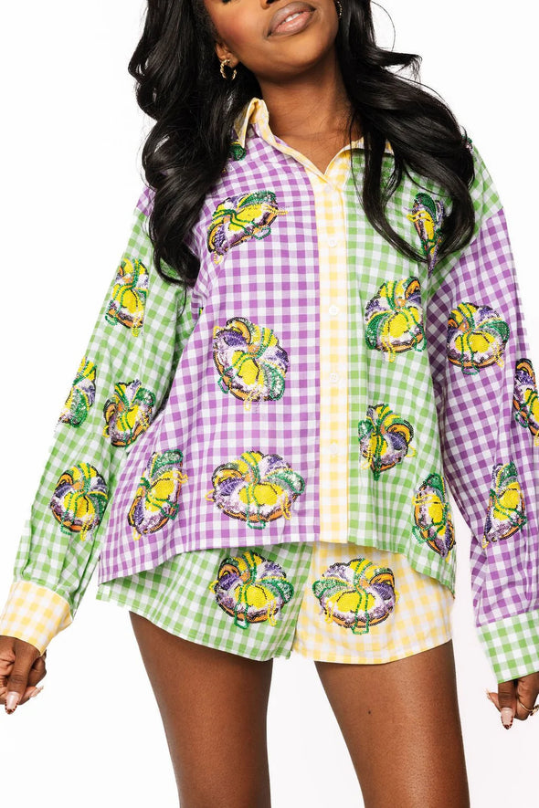 QOS Colorblock Mardi Gras Gingham King Cake ButtonUp Top